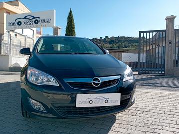 Opel Astra 1.7 CDTI 110CV 5 porte Cosmo NAVI R18