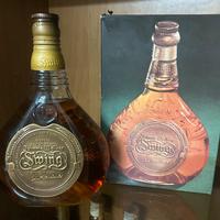 Johnnie Walker Swing Blended Scotch Whisky.