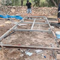 struttura in ferro zincato 