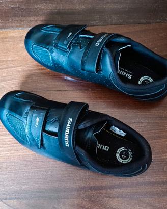 Scarpe SHIMANO-PEDALING per aggancio pedali
