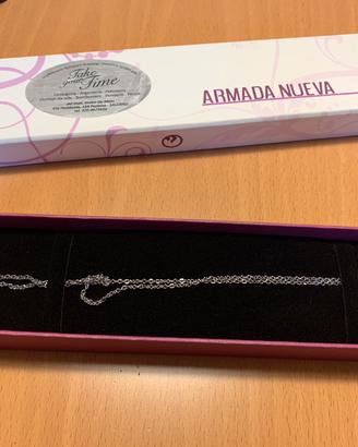 Collanina con croce armada nueva