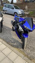 Yamaha R6