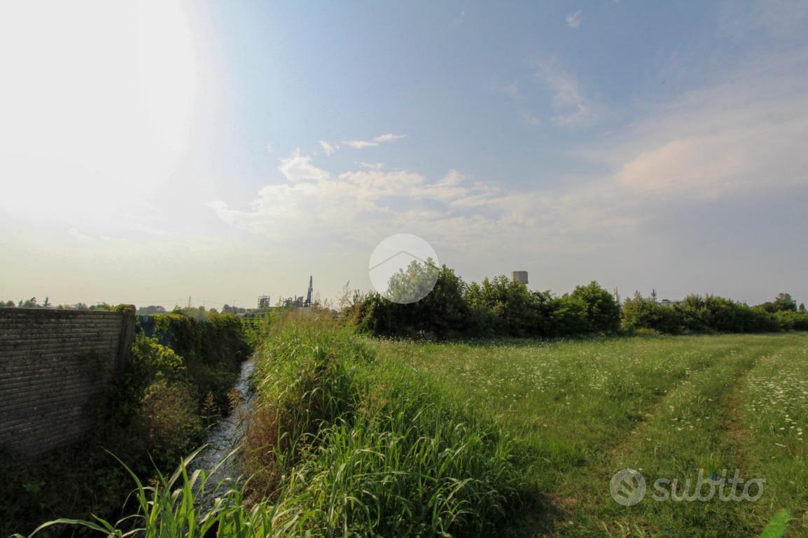 TERRENO A TREVIGLIO - Vista 4