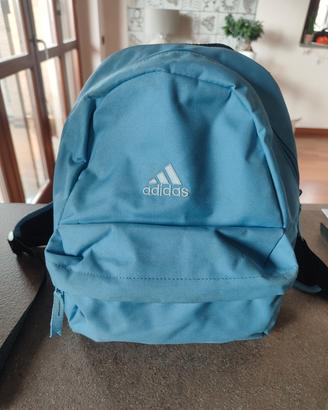 Zainetto Adidas azzurro celeste con logo ricamato