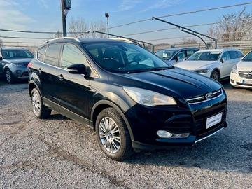 FORD Kuga 2.0 TDCI 163 CV 4WD Powershift Titaniu