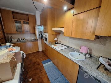 Cucina in castagno