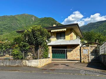 VILLA SINGOLA A DARFO BOARIO TERME