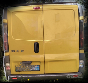 Renault trafic