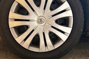 Cerchi in ferro originali Toyota