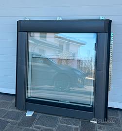 Finestra in pvc con annessa tendina oscurante