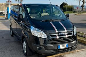 Ford Tourneo Custom 9 posti