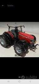 trattori agricoli 