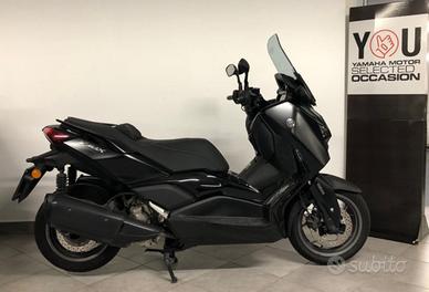 YAMAHA X-MAX 300 Scooter