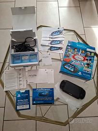 Ps Vita Nera completa di scatola e giochi.
