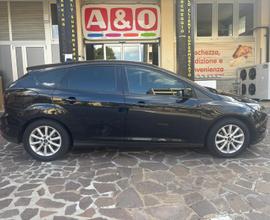 Ford Focus MK3 1.6 benzina 105cv, OK NEOPATENTATI