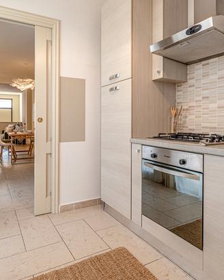 Cucina L256cm Completa di Elettrodomestici