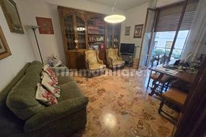 SCANDICCI 5 vani con ampia terrazza