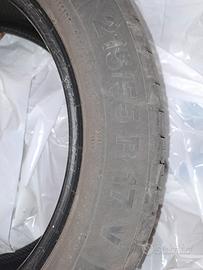 4 gomme estive 215-55-R17