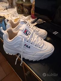 scarpe di ginnastica fila