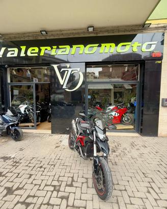 Ducati Hypermotard 821 anno 2014 VALERIANOMOTO