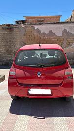 macchina twingo