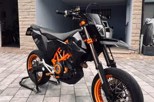 KTM 690 SMC R