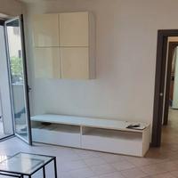 Mobile soggiorno con porta TV e pensile