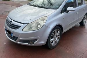 Opel corsa 1.2 benzina