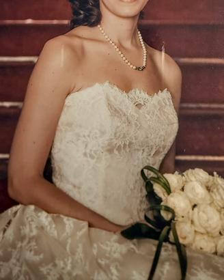 Splendido abito da sposa