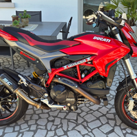 Hypermotard 939