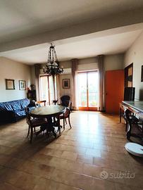 Lazio rotonda quadrivani in residence attrezzato