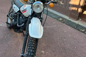 Moto yamaha xt 250 1984
