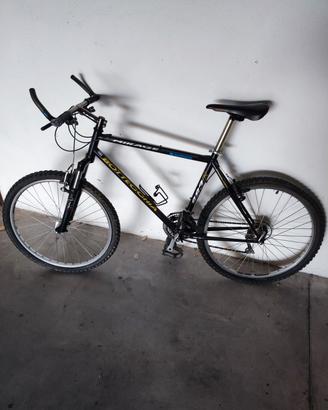 MOUNTAIN BIKE Bottecchia 26