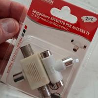 Sdoppiatore coassiale per antenna TV