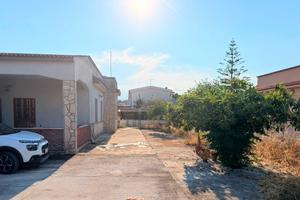 Villa-Taranto tramontone