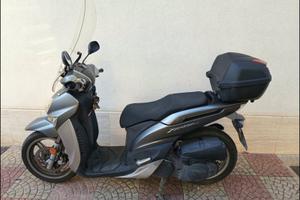 Scooter Yamaha xenter 125