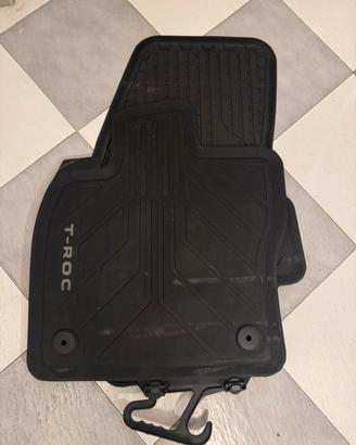 Tappetini in gomma T-Roc e vasca bagaglio