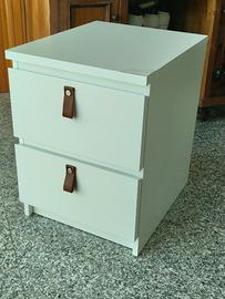 Comodino Ikea malm