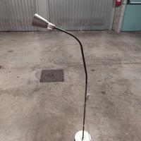 Lampada da terra 20 euro