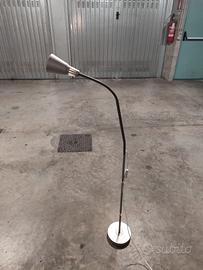 Lampada da terra 20 euro