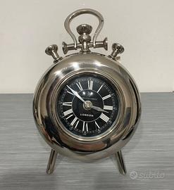 Elegante orologio da tavolo acciaio