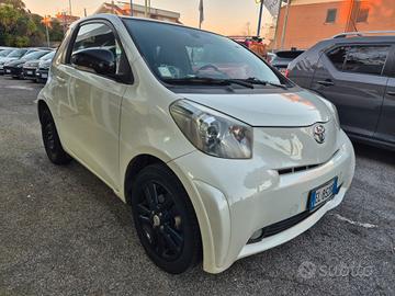 Toyota iQ 1.3 CVT Style BIANCO PERLA UNIPRO