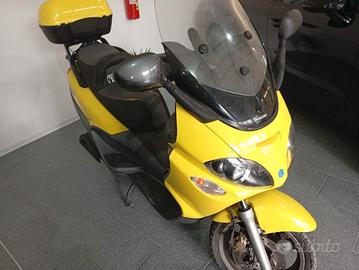 Piaggio X9 250