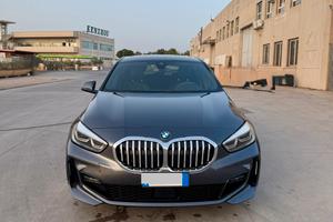 BMW  Serie 1 F40 118d MSport