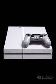 Playstation 4 + 2 giochi