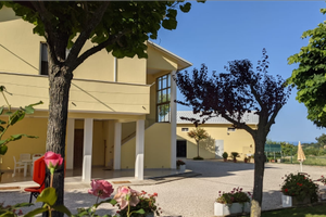 Bifamiliare con splendida vista mare nelle Marche