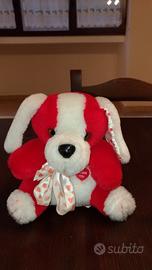 Orsetto bianco e rosso con cuori