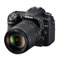 Nikon D7500 + Obbiettivo 18-140mm