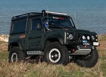 LAND ROVER Defender - 1998 (tutto omologato)