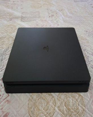 Console Sony PlayStation 4 (PS4) modello slim 1TB
